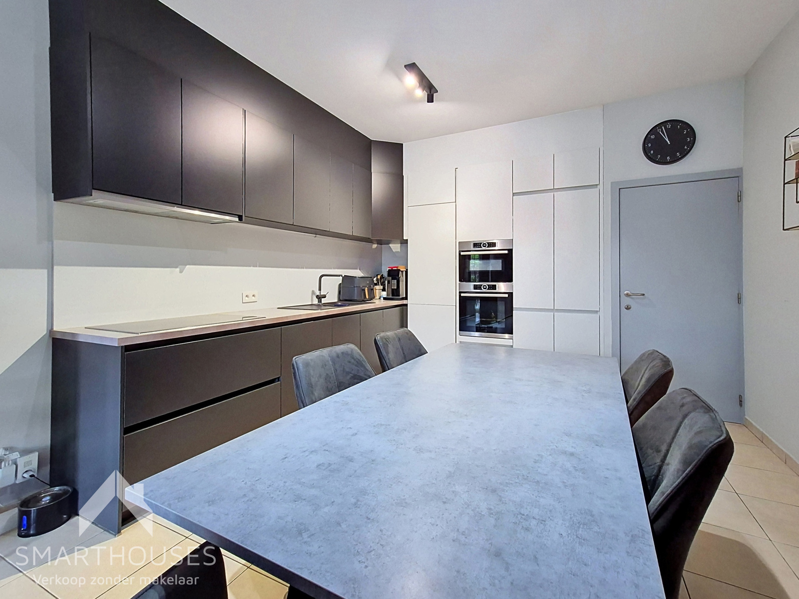 Gelijkvloers appartement met 2 slpks, buitenruimte en garage - foto 5