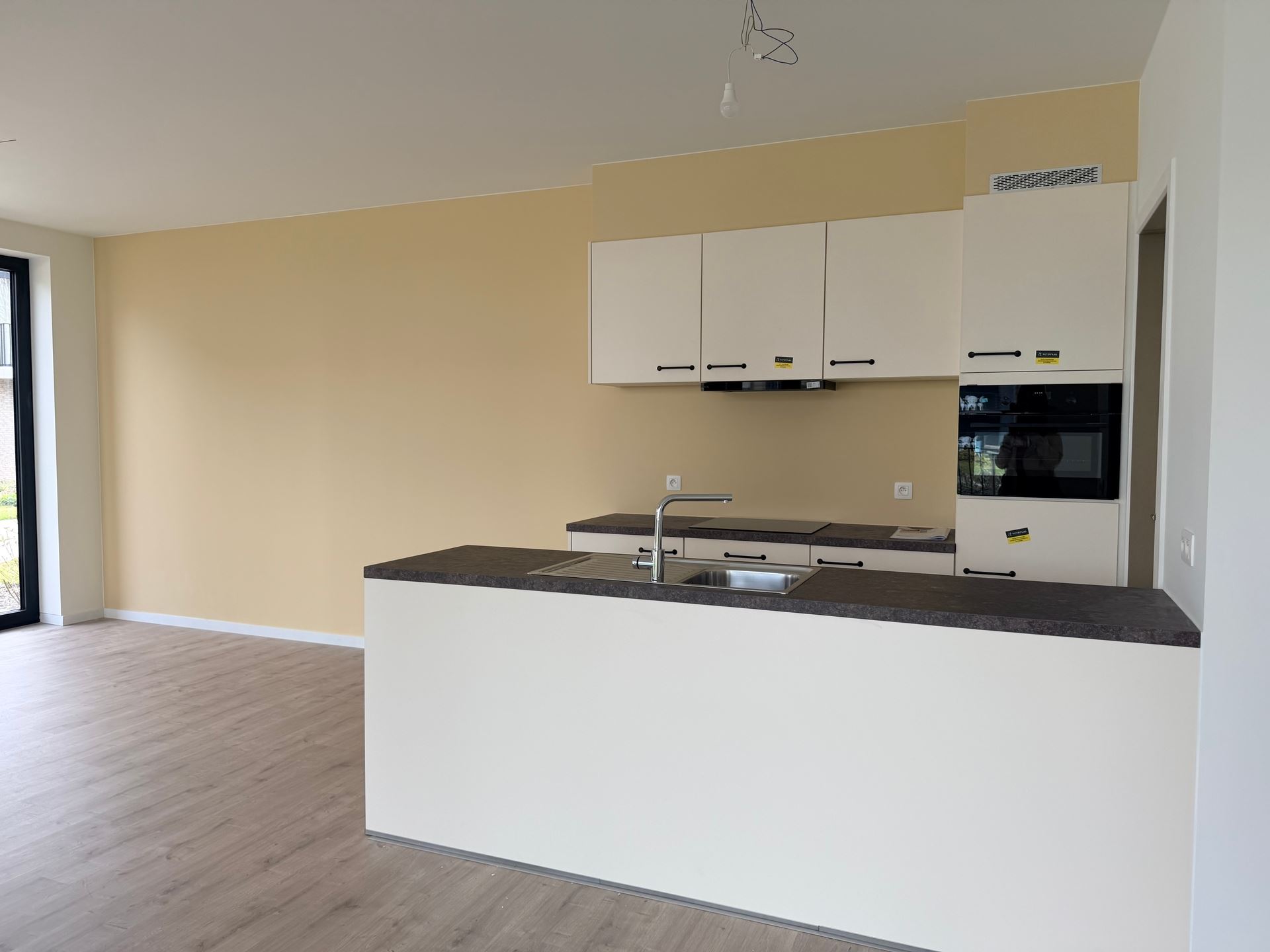 Gelijkvloers appartement met 3 slaapkamers - foto 3