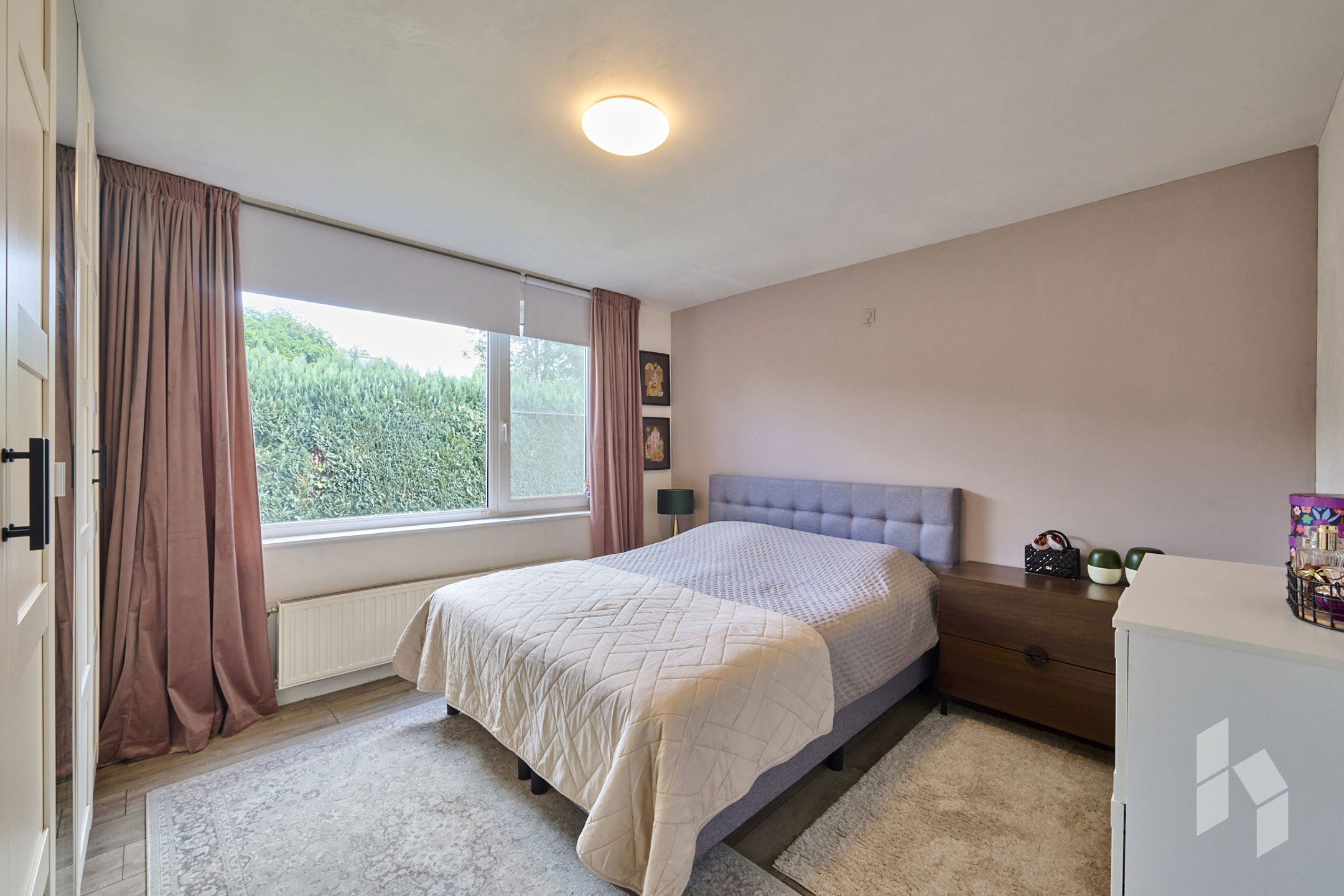 Gerenoveerde vrijstaande bungalow met garage op ruim perceel - foto 5
