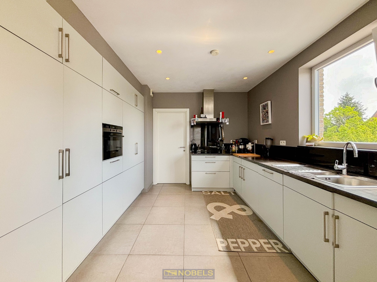 Te koop, lichtrijk, energiezuinig appartement met terras en carport in Oudenaarde - foto 4