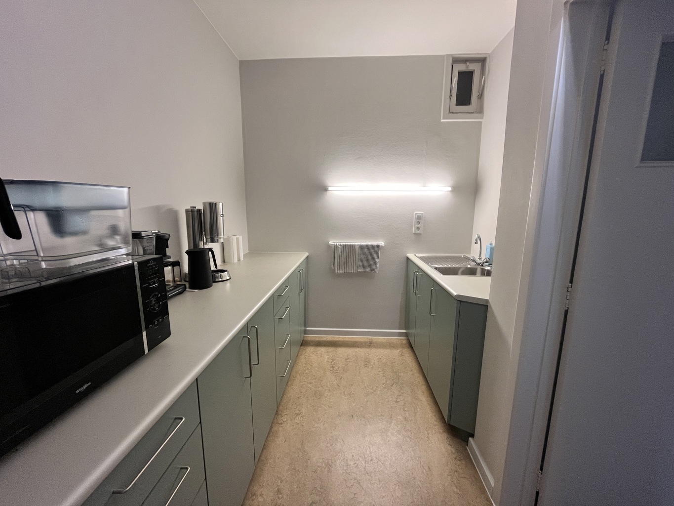 Commercial for rent in Ghent - photo 4