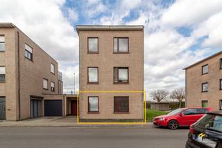 Instapklaar appartement (76 m²) met 2 slaapkamers, garage en tuin (38 m²) in Boom. Het pand is gelegen in een doodlopende straat nabij de dorpskern...
