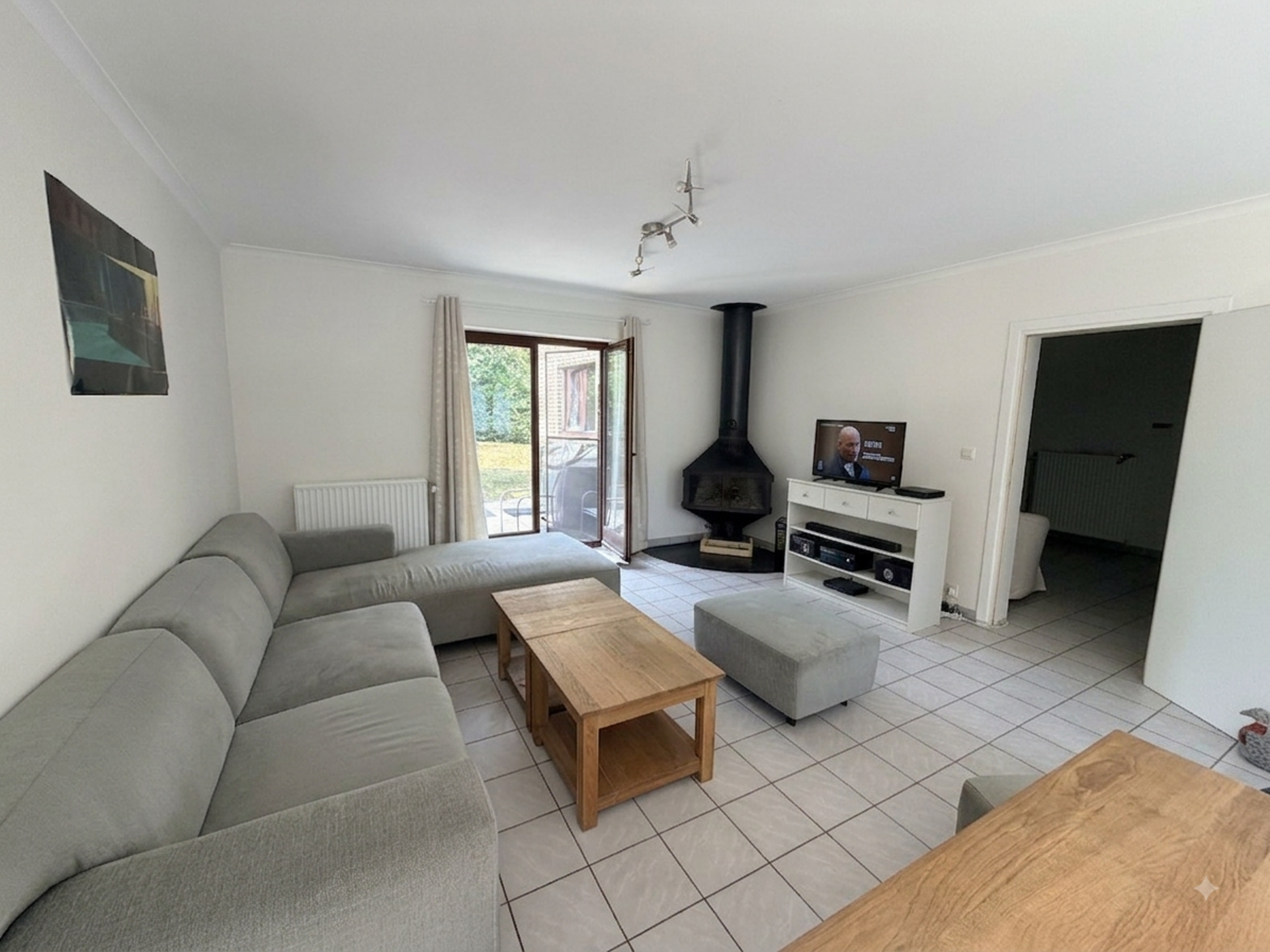 Maison 3ch + bureau – Meublée, garage - foto 5