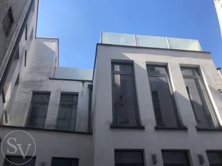 TRIPLEX APPARTEMENT / STADSWONING MET DAKTERRAS IN HARTJE ANTWERPENPRIJS WONING: €1.350/maandALGEMENE KOSTEN: €75/maandOPTIONELE PARKING:...