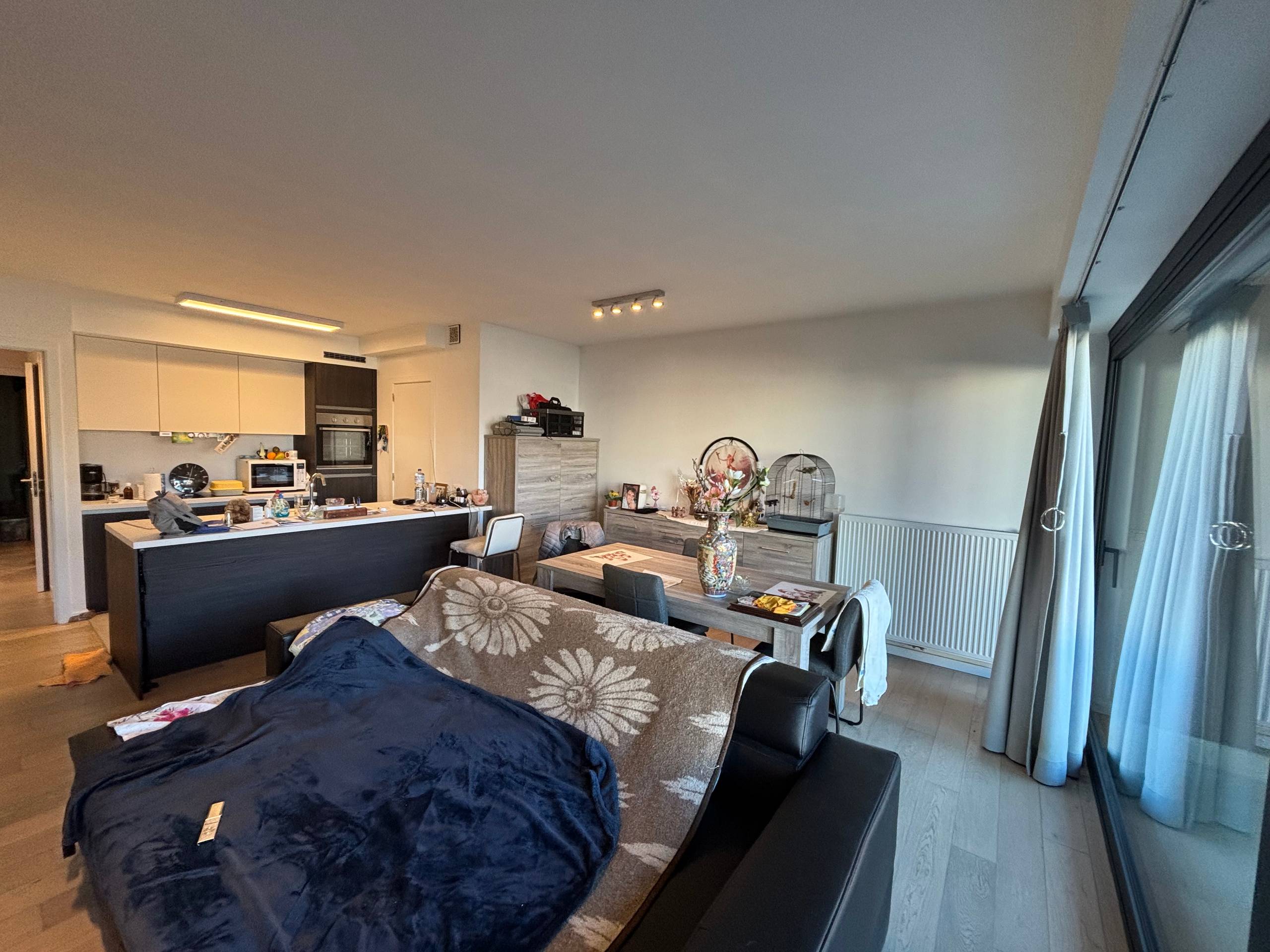 Menen - Lichtrijk appartement met 2 slaapkamers - foto 3