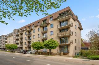 Opgefrist 2-slaapkamerappartement met garage in Kessel-Lo, vlakbij LeuvenOp zoek naar een instapklaar appartement op een toplocatie? Dit gezellig en...