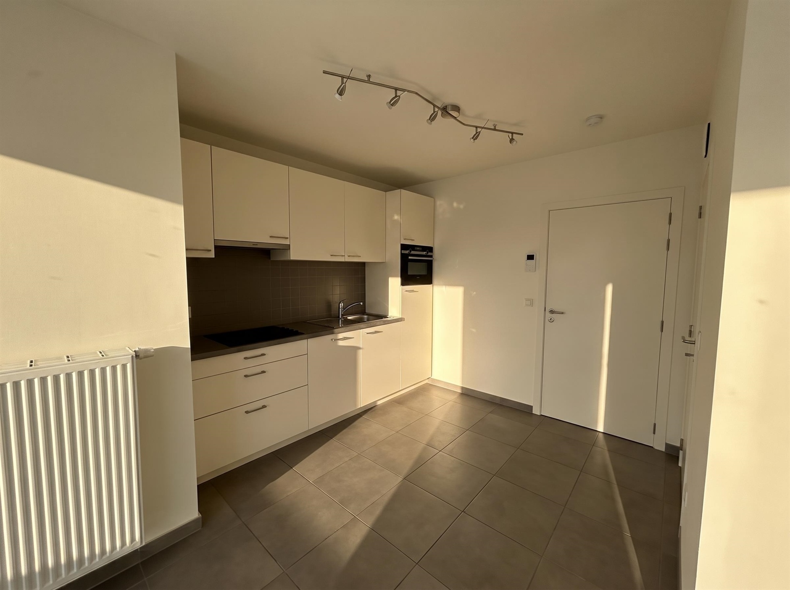 OPEN DOOR Sat. 30/5 Welgelegen 1-bedroom apartment for rent - photo 2