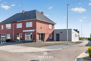 Commercial à vendre à Nieuwerkerken