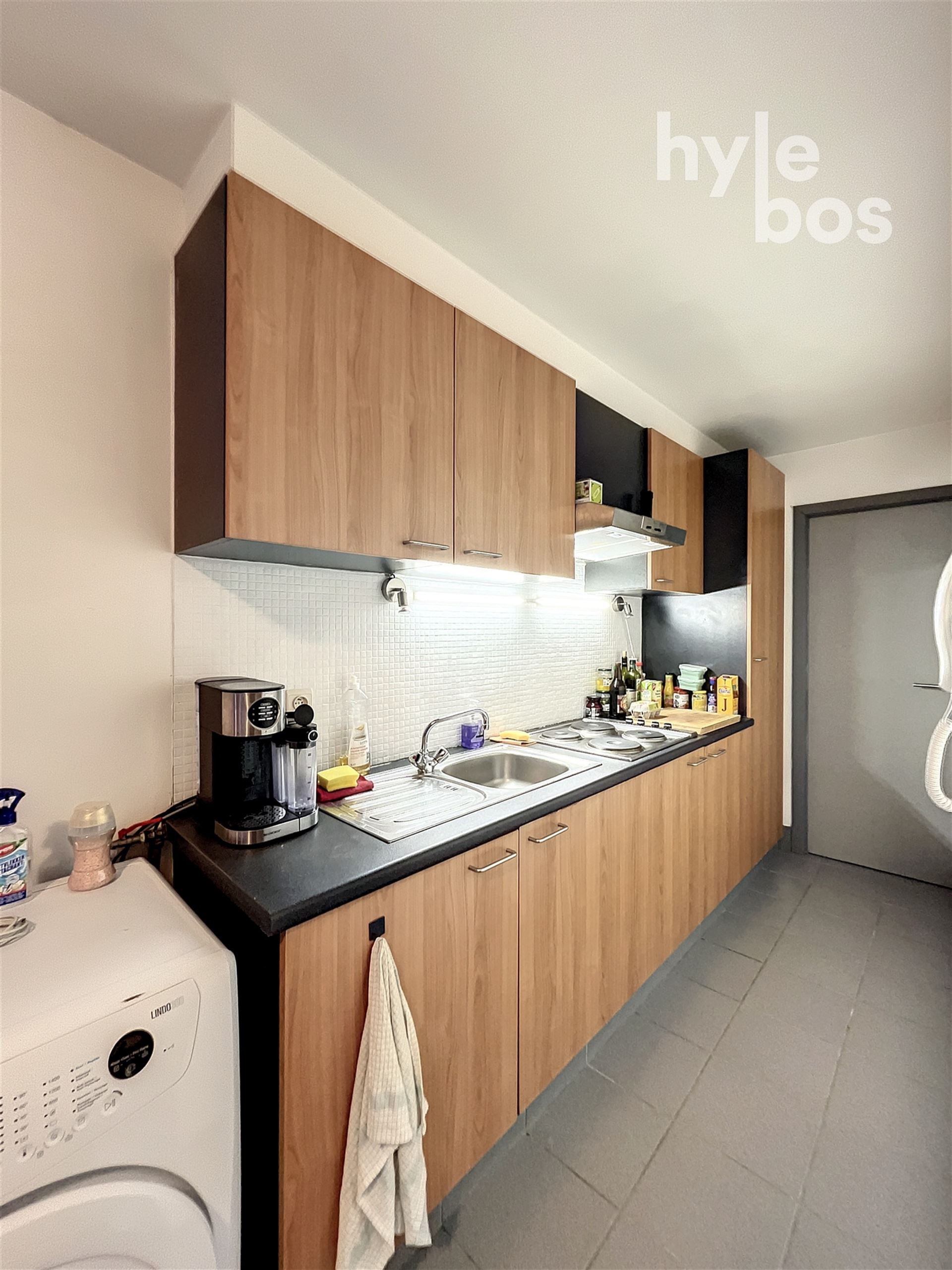 Goed gelegen startersappartement met 1 slaapkamer - foto 5