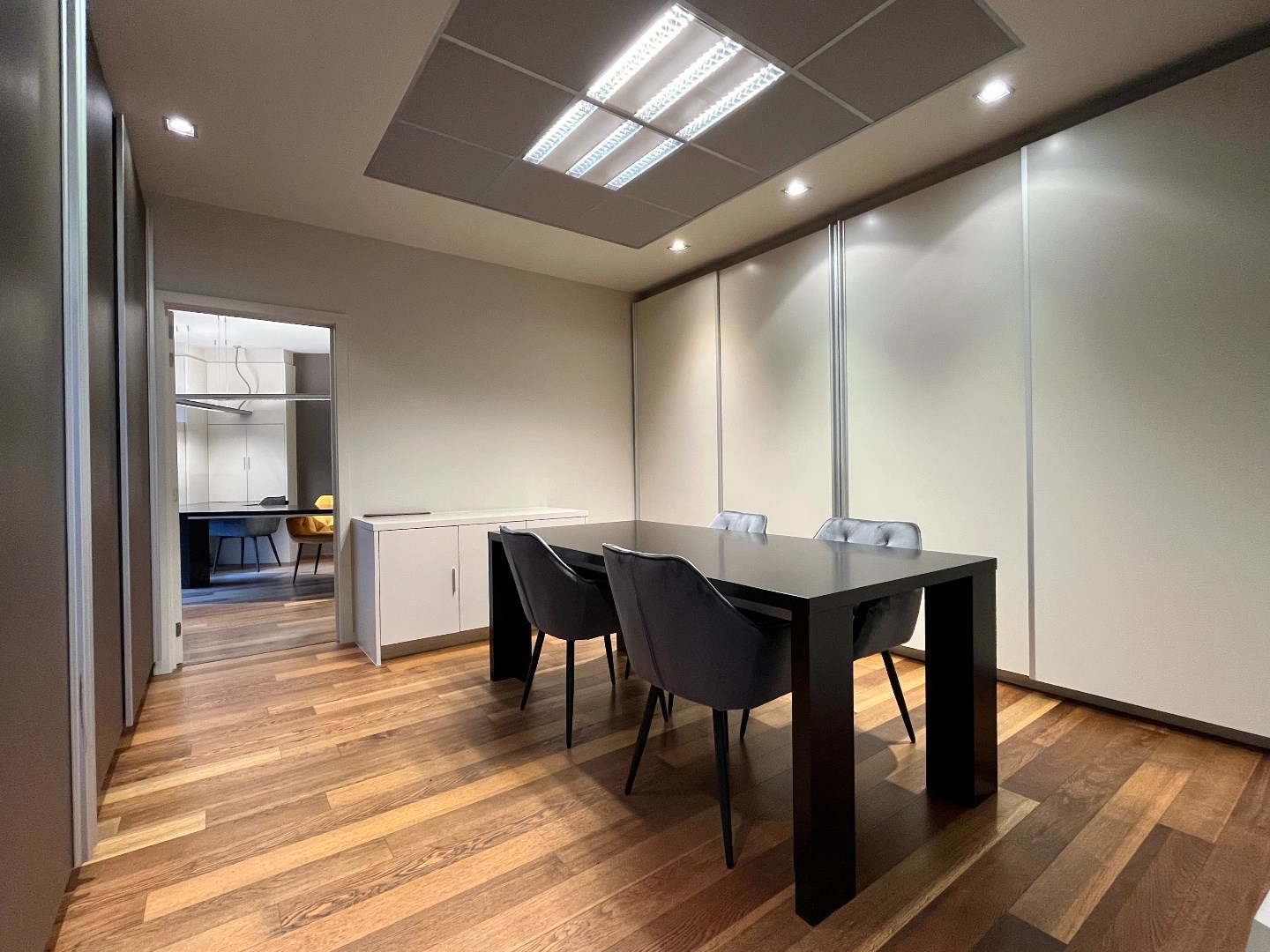 Commercial à louer à Hulste - photo 4