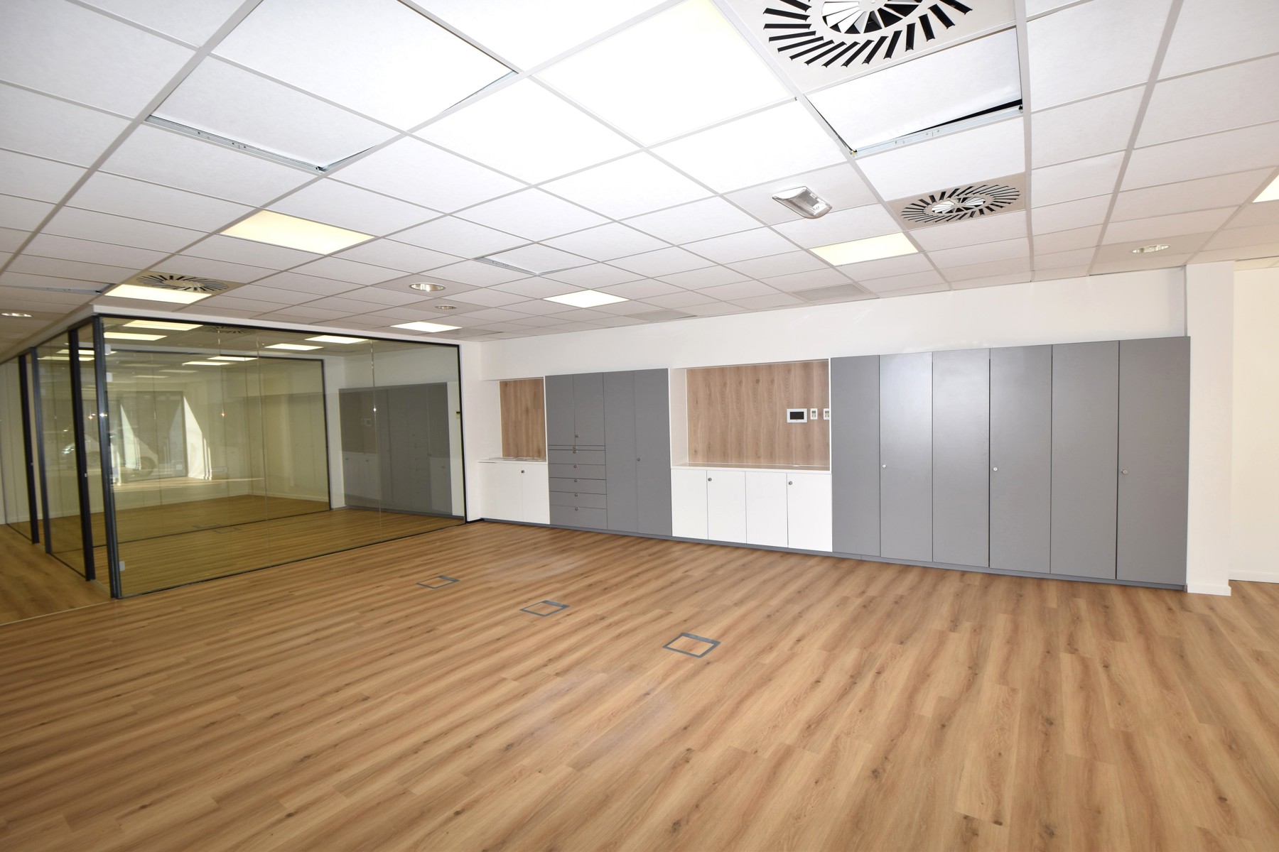 Handelsgelijkvloers van 249m², te centrum Kasterlee - foto 5
