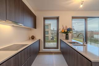 Dit appartement maakt deel uit van het nieuwbouwproject 'Residentie Vue' te Veurne.Het appartement heeft een energiezuinig karakter met een E-peil...