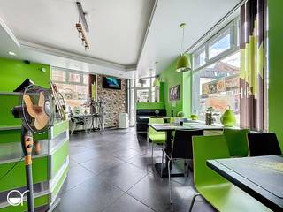 Dit handelspand bevindt zich in de Bloemistenstraat, een zijstraat van de Antwerpsesteenweg, en heeft een totale oppervlakte van 88 m². Het...