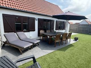 Vous rêvez de votre propre endroit sur la côte belge ? Cette maison de vacances entièrement rénovée et prête à emménager à Middelkerke combine...