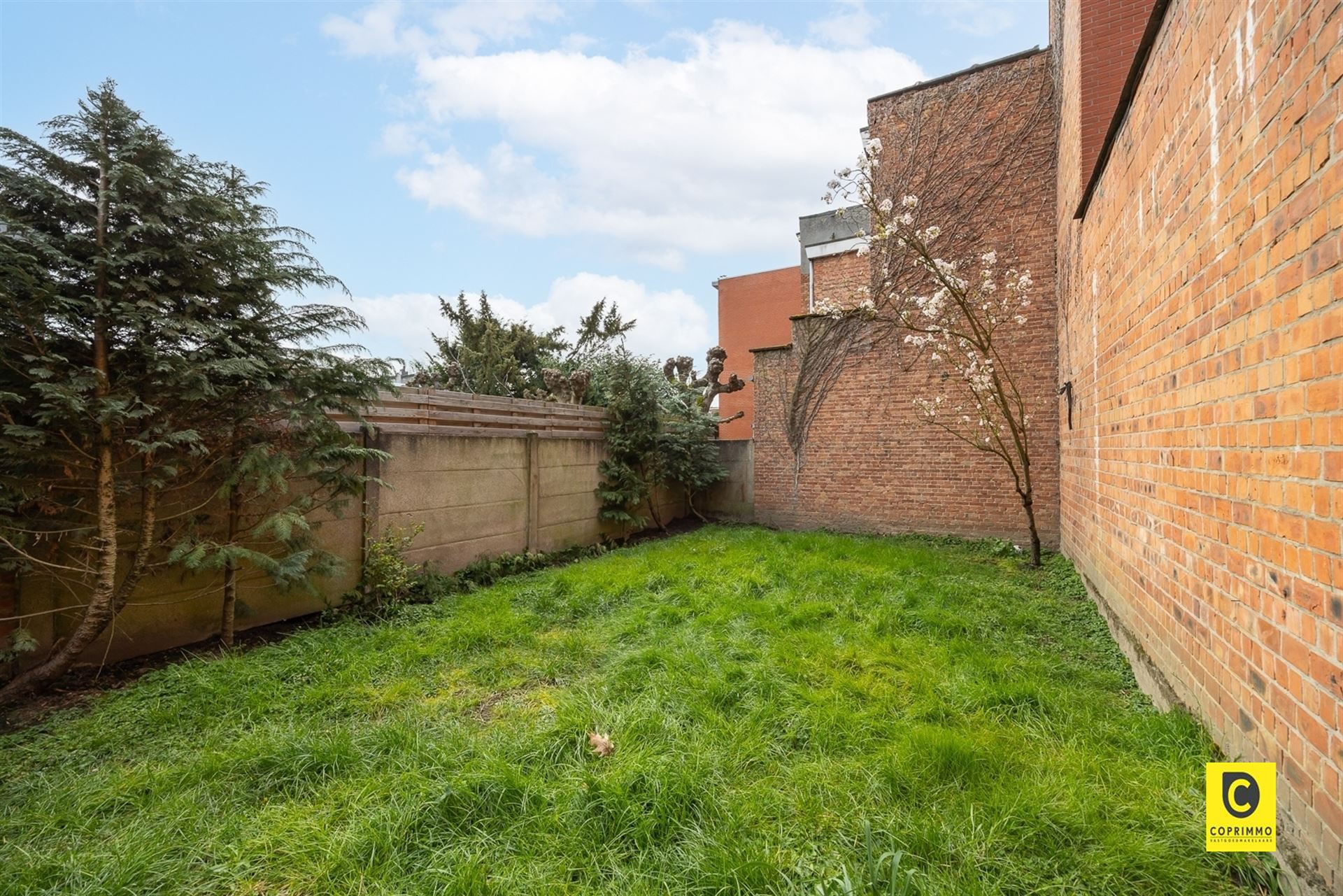 Woning met ruime zuidgerichte tuin - foto 5