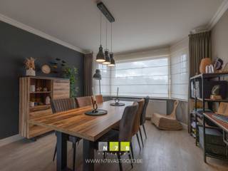 <span><strong>*IN OPTIE* INSTAPKLARE HALFVRIJSTAANDE WONING MET 3 SLAAPKAMERS OP EEN PERCEEL VAN 7A89CA TE MAASEIK (NEEROETEREN)<br /><br />TROEVEN<br /></strong>- Ideale ligging nabij het centrum van Neeroeteren. <br />- Energiezuinige woning: EPC A! <br />- Elektriciteit is conform! <br />- Asbestveilige woning! <br />- Diverse vernieuwingen zoals ramen, dak, verwarmingsketel,.... <br />- Volledig omheinde tuin.<br />- Achterzijde toegankelijk via automatische toegangspoort.<br />- Ruim terras aan de achterzijde met zicht op de achtertuin. <br /><strong><br />KELDERVERDIEPING (-1) <br /></strong>- Kelderruimte 1 (4,02m x 3,95m = 15,88m²). <br />- Kelderruimte 2 (3,79m x 2,34m = 8,87m²). <strong><br /><br />GELIJKVLOERS (00) <br /></strong>- Inkomhal (2,43m x 3,60m = 8,75m²): trap naar verdieping 1, steentapijt. <br />- Woonkamer (3,74m x 7,35m = 27,49m²): doorgang naar betegeld terras, laminaat. </span><br /><span>- Keuken (3,98m x 6,56m = 26,11m²): geïnstalleerde keuken met onder-bovenkasten, dampkap, gasvuur, koelkast, vaatwasser, spoelbak,...; steentapijt. <br /></span>- Badkamer <span>(3,04m x 2,08m = 6,32m²): ingericht badmeubel met dubbele lavabo, onderlades, kolomkasten, spiegel; inloopdouche, steentapijt. </span><br /><span>- Toilet 1 (1,56m x 1,06m = 1,65m²): hangtoilet, spoelbakje, steentapijt.</span><br /><span>- Wasplaats (1,40m x 2,57m = 3,60m²): aansluiting wasmachine/droogkast, Cv-ketel, steentapijt. </span><br /><span>- Sas (3,00m x 1,58m = 4,74m²): steentapijt. </span><br /><br /><span><strong>VERDIEPING</strong> <strong>+01 </strong></span><br /><span>- Overloop (1,41m x 5,06m = 7,13m²): trap naar het gelijkvloers, luik naar de zolder, houten vloer.<br />- Toilet 2 (0,93m x 1,26m = 1,17m²): zittoilet, houten vloer. <br />- Slaapkamer 1 (3,96m x 3,82m = 15,13m²): houten vloer. <br />- Slaapkamer 2 (4,06m x 3,83m = 15,55m²): airco, houten vloer. <br />- Slaapkamer 3 (4,03m x 3,76m = 15,15m²): maatkasten, houten vloer. <br /><br /><strong>ZOLDERVERDIEPING</strong> <strong>+02 |</strong> bereikbaar via luik met Vlizotrap , momenteel in gebruik als bergzolder, mogelijks nog verder in te richten. <br /></span><br /><span><strong>EXTERIEUR</strong></span><br /><span>- Automatische toegangspoort. <strong><br /></strong>- Houten bijgebouw ( bergruimte + hobbyruimte)<br />- Volledig omheinde tuin. <br />- Zicht op achterliggend weiland.<br /><br /><strong>DIVERSE VERNIEUWINGEN</strong><br />- 2014: ramen<br />- 2015: spouwisolatie, airco + verwarming, verwarmingsketel<br />- 2017-2018: dak<br />- 2020: zonnepanelen <br /><br /><strong>22 ZONNEPANELEN sinds 26/12/2020. </strong><br />- In de verkoopprijs zit het volledige zonnepanelensysteem begrepen (zonnepanelen, omvormer, collectoren e.a. toebehoren).<br /><br />Bekijkt u deze advertentie via een aanverwante vastgoedsite, surf dan zeker naar onze website <strong>www.N78vastgoed.be</strong> voor een uitgebreide beschrijving en foto's. <strong>Meer info: +32 (0)89 86 18 88 of info@N78vastgoed.be.</strong></span>