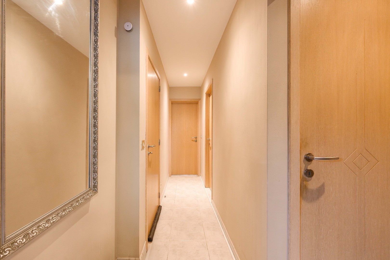 INSTAPKLAAR APPARTEMENT IN HET CENTRUM VAN AALTER MET GARAGE - foto 5