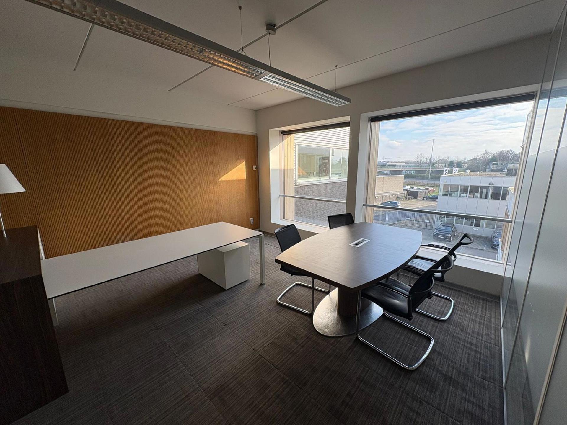 Commercial for rent in Wommelgem - photo 4