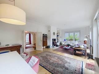 UCCLE, located in the highly sought-after Fort-Jaco neighbourhood, close to all amenities, schools, shops and public transport, beautiful villa...