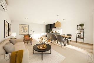 Cet appartement élégamment rénové, situé au premier étage, offre un cadre de vie confortable et serein dans un emplacement central et calme. Vous...