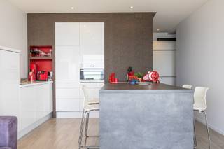 LUXURY FULLY RENOVATED STUDIO WITH EXCEPTIONAL VIEW AND GUARANTEED RENTAL INCOMEBeautiful fully renovated studio for sale on the 11th floor of the...