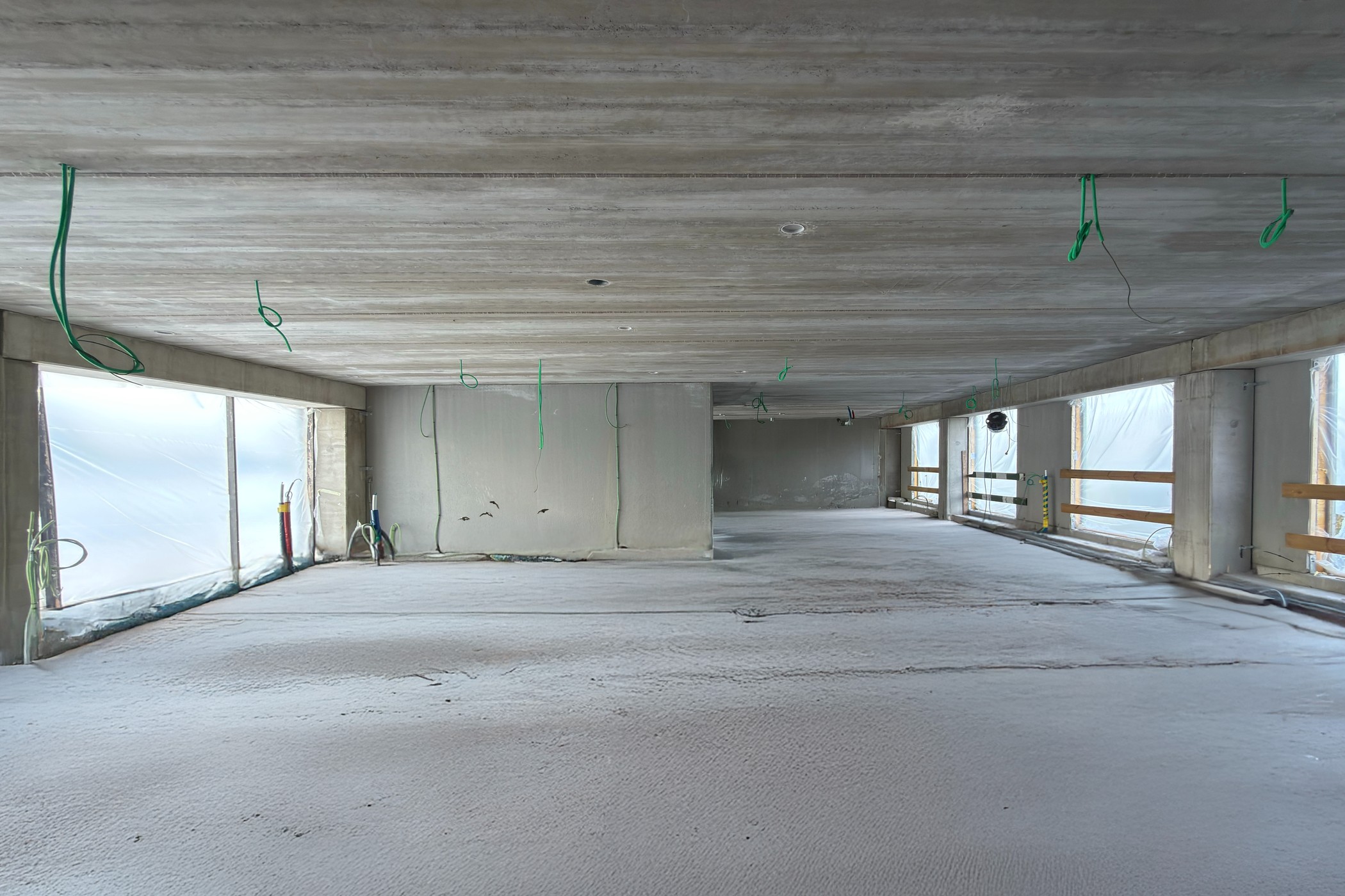 Nieuwbouw afgewerkte kantoorruimte van 295m² met terras in Aalter - foto 4