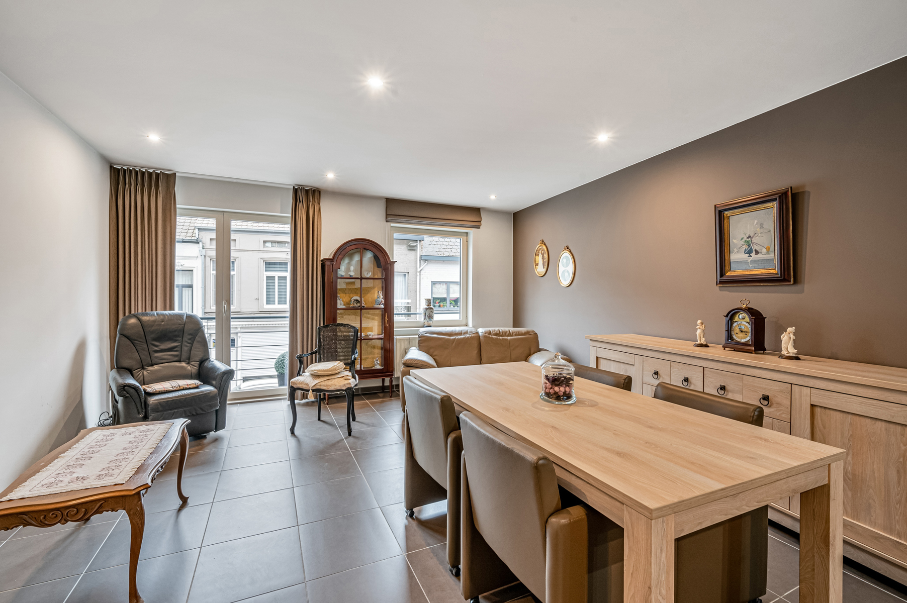 Appartement met autostaanplaats te huur in centrum van Geraardsbergen - foto 3