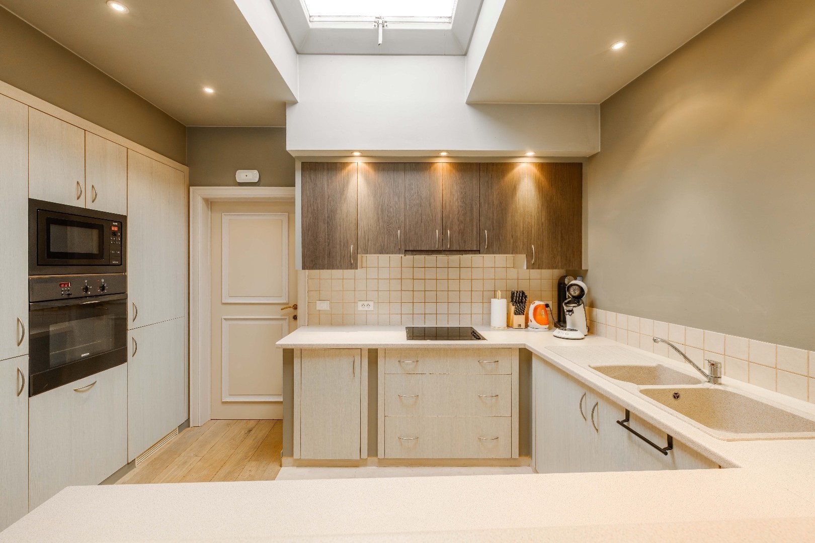 PRACHTIGE HERENWONING MET HEDENDAAGS MODERN COMFORT - foto 5