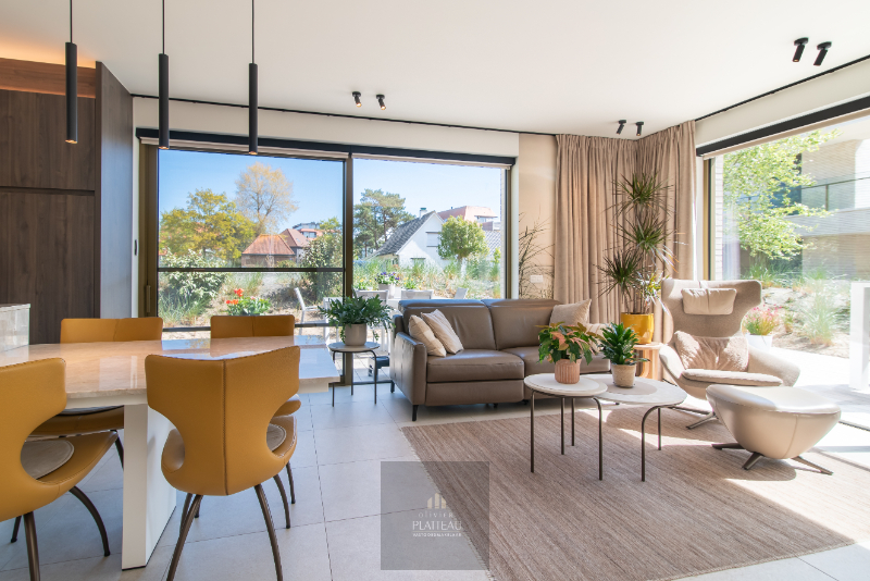 Instapklaar recent luxe-appartement met 2 slpk en grote terrassen. - foto 2