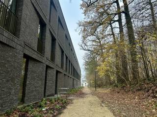 Cet appartement neuf de 66,8 m², immédiatement disponible, est situé au cœur du centre de Tervuren, dans la prestigieuse et récente Résidence...