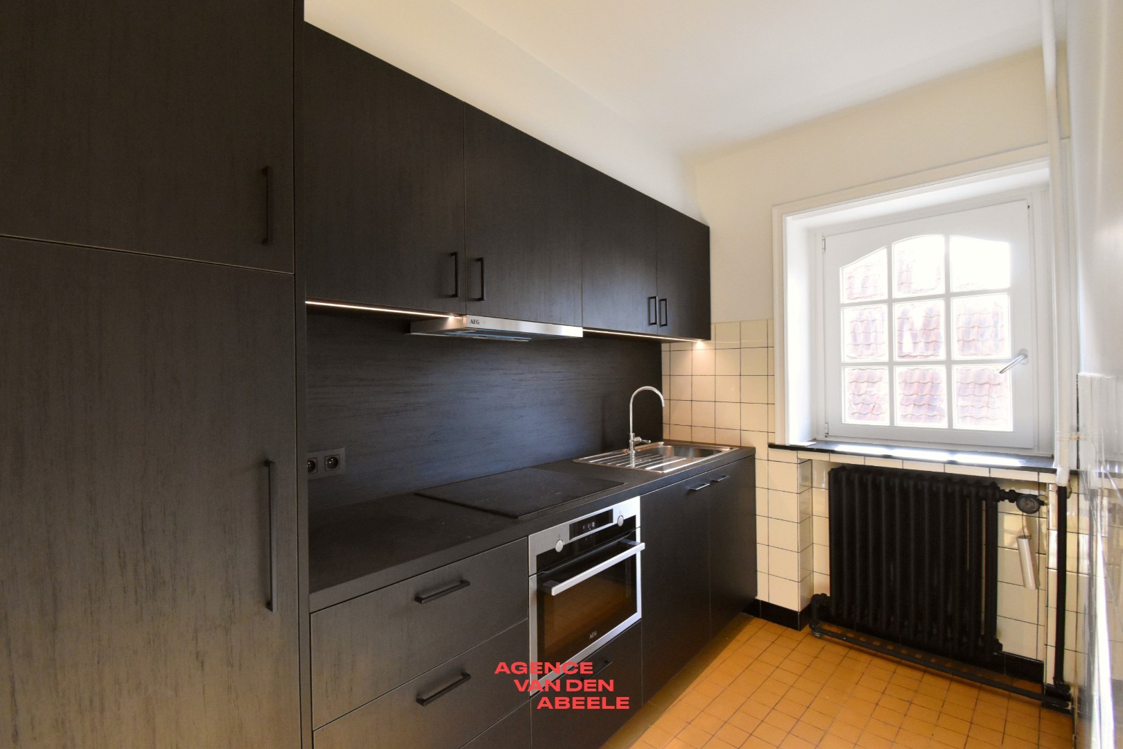 Apartment for rent in Bruges with 2 bedrooms - photo 2