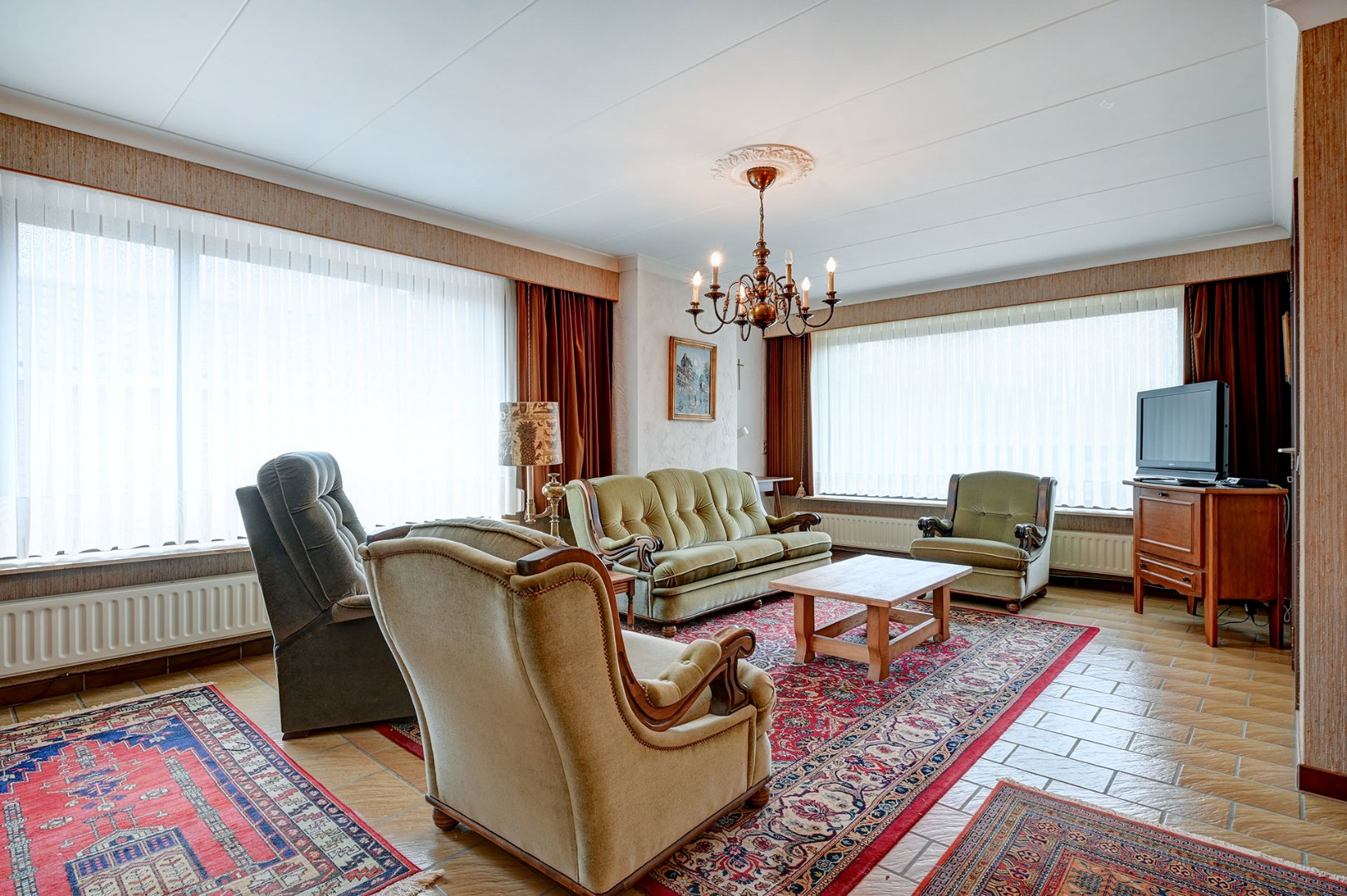 Gelijkvloers huis met drie slaapkamers - foto 5