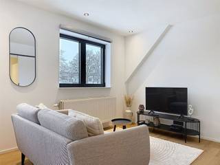 Deze prachtige studio van ±36 m², gelegen op een ideale locatie in het hart van Waterloo, is met zorg en smaak volledig gerenoveerd en...