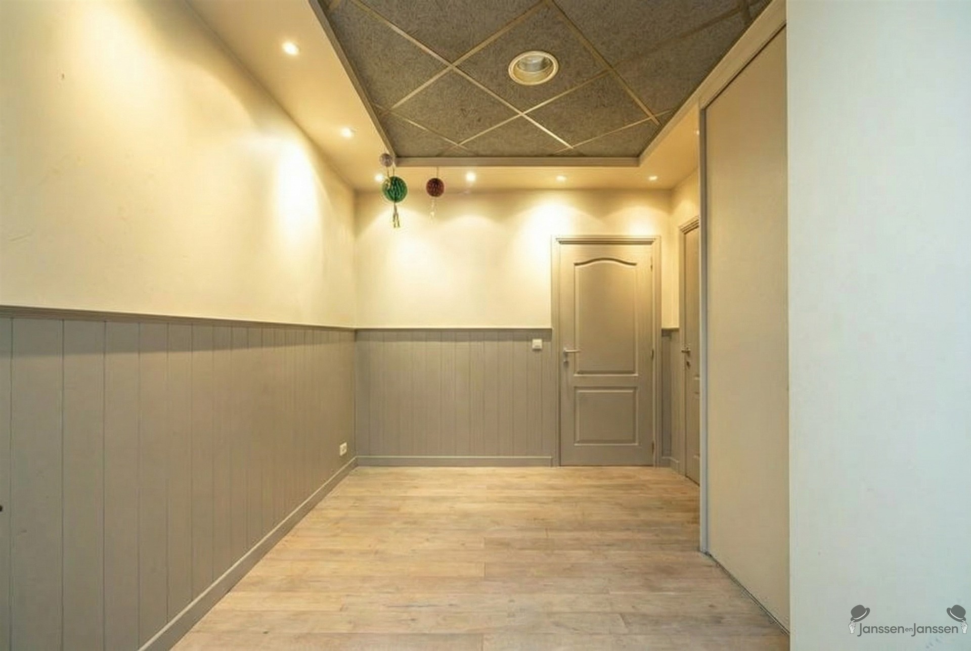 Cozy Apartment with 2 Bedrooms in Brasschaa - photo 5