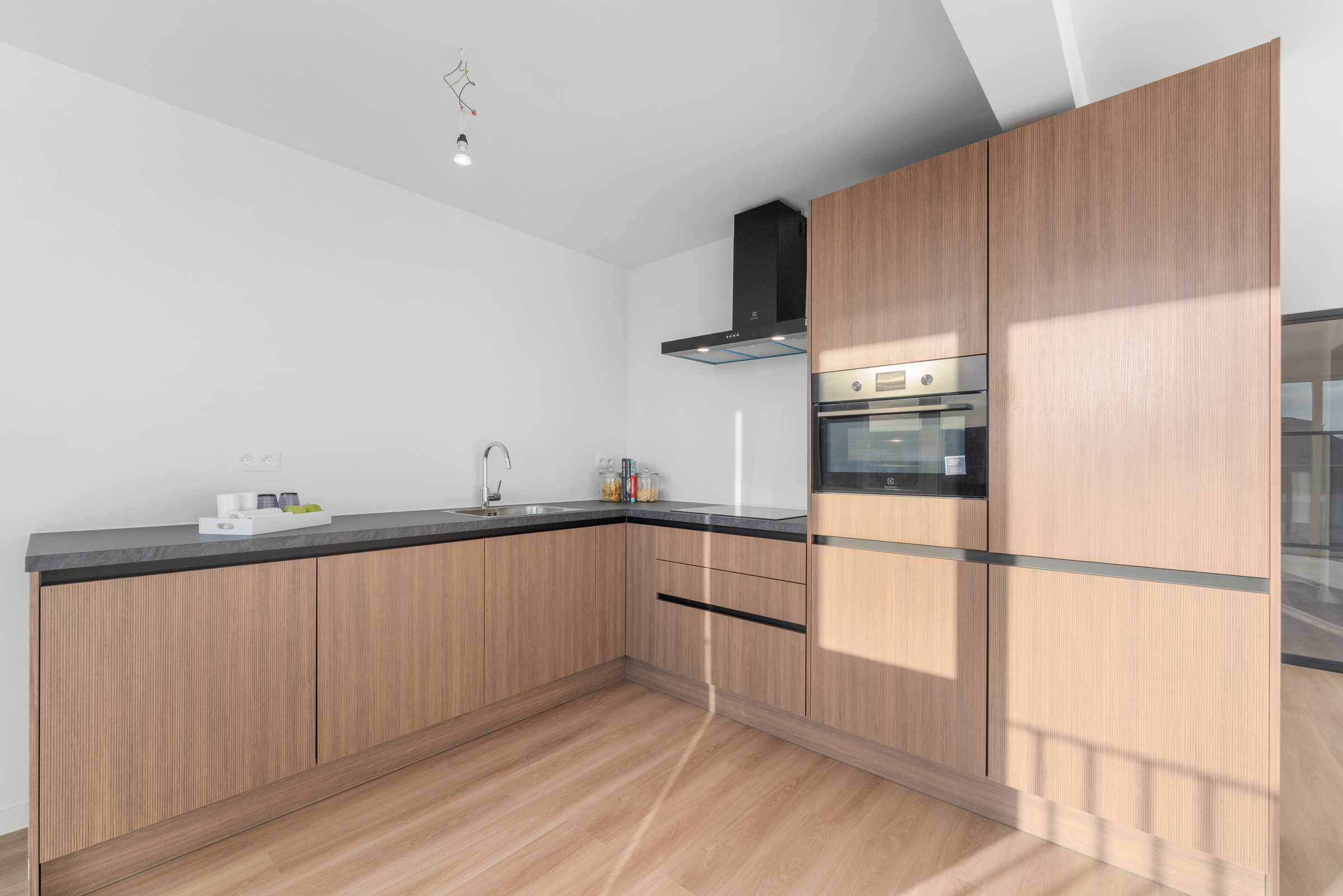 Appartement à vendre à Saint-Nicolas avec 6 chambres - photo 3