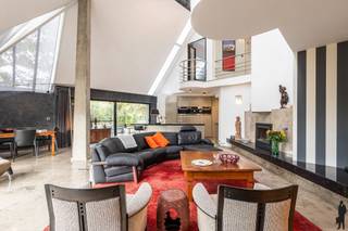 Unieke, open architectenwoning gelegen in rustige en groene, bosrijke omgeving in één van de mooiste wijken te Retie, nabij Postel en de...