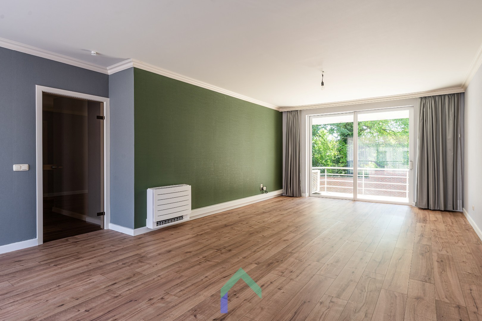 Ruim appartement met terras en garage in centrum Tielt - foto 4