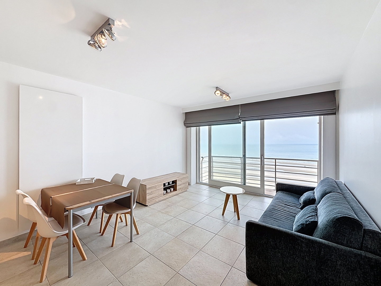 Appartement prêt à emménager avec vue frontale sur la mer à Nieuport-Bains - photo 1