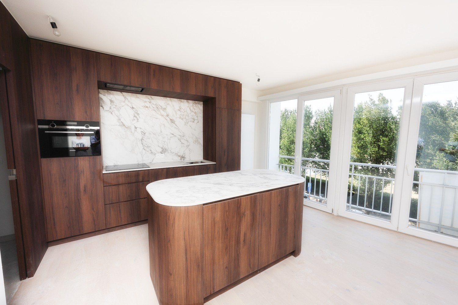 Gerenoveerd 2-slaapkamerappartement met 2 zonnige terrassen te Oostende! - foto 4