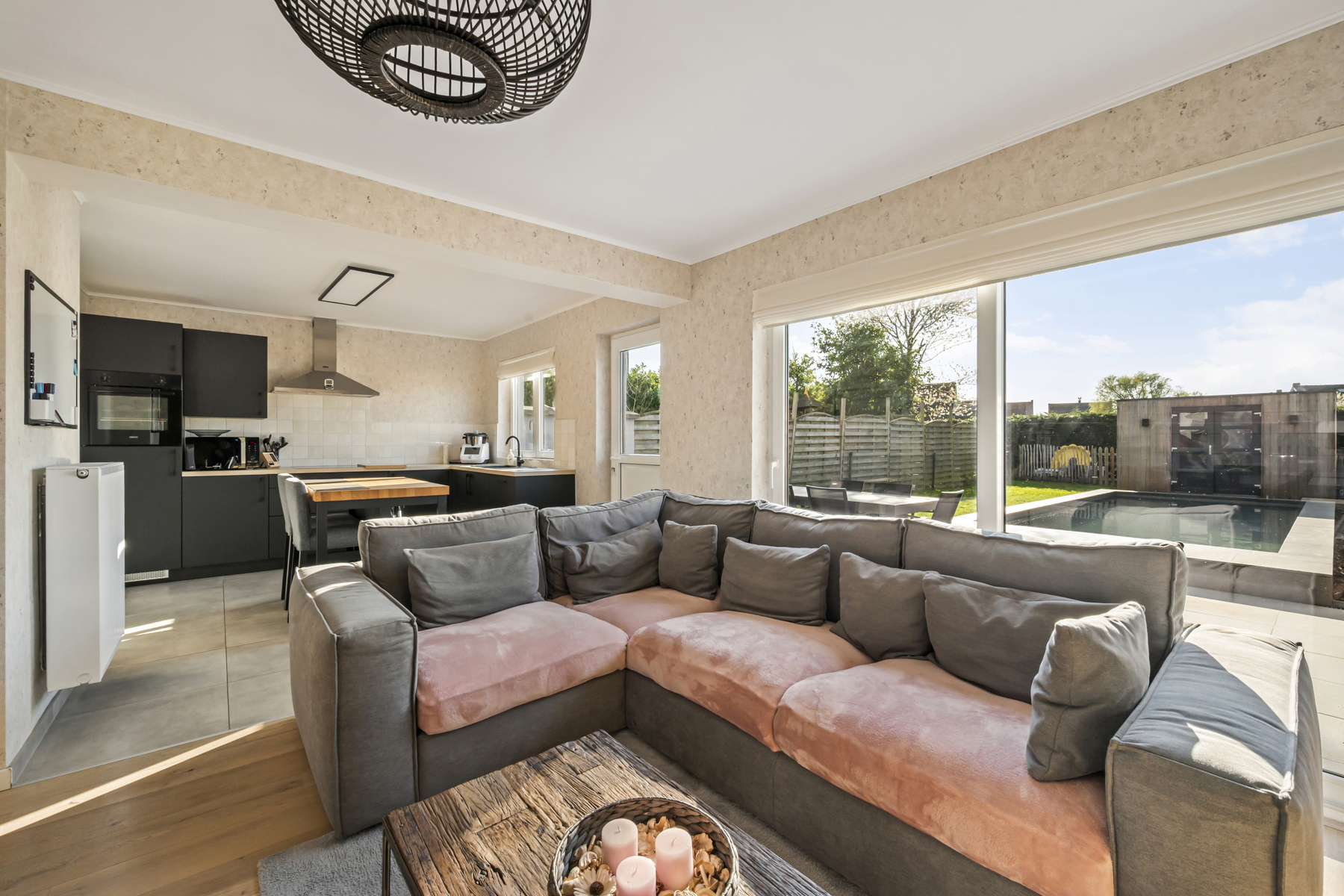 Instapklare halfopen woning (EPC B) met garage en zwembad - foto 2