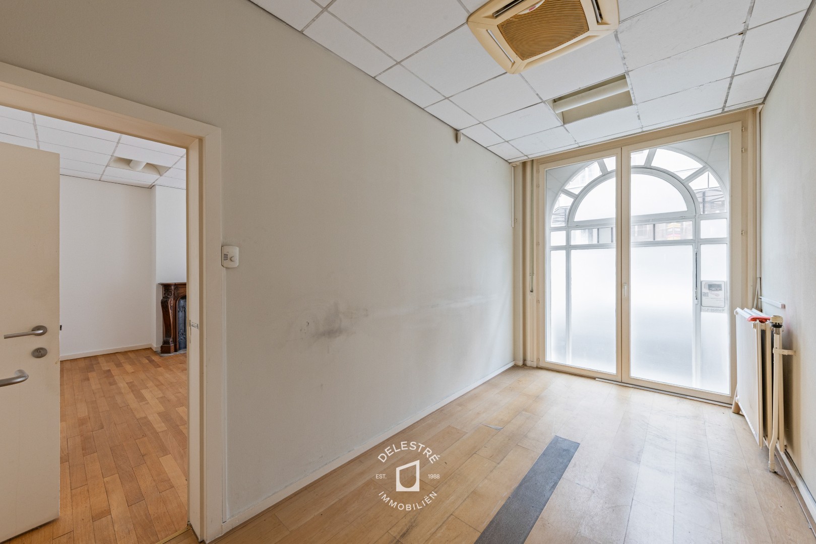 Commercial à vendre à Bruxelles - photo 4