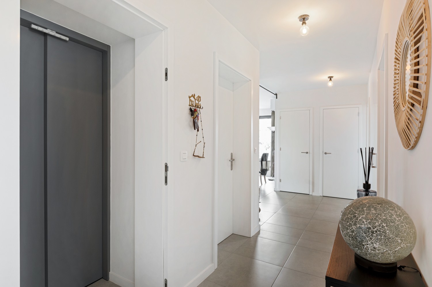 Dakappartement met 4 slaapkamers en 2 terrassen! - foto 4
