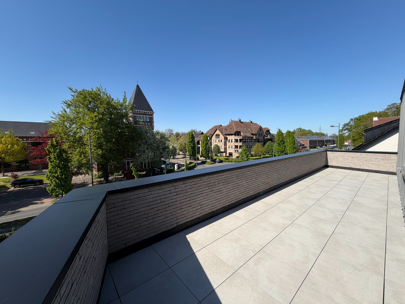 Genk, Weg naar As 194 bus 21: Luxueus en energieneutraal nieuwbouwappartement met 1 slaapkamer en 2 grote terrassen ! - foto 5