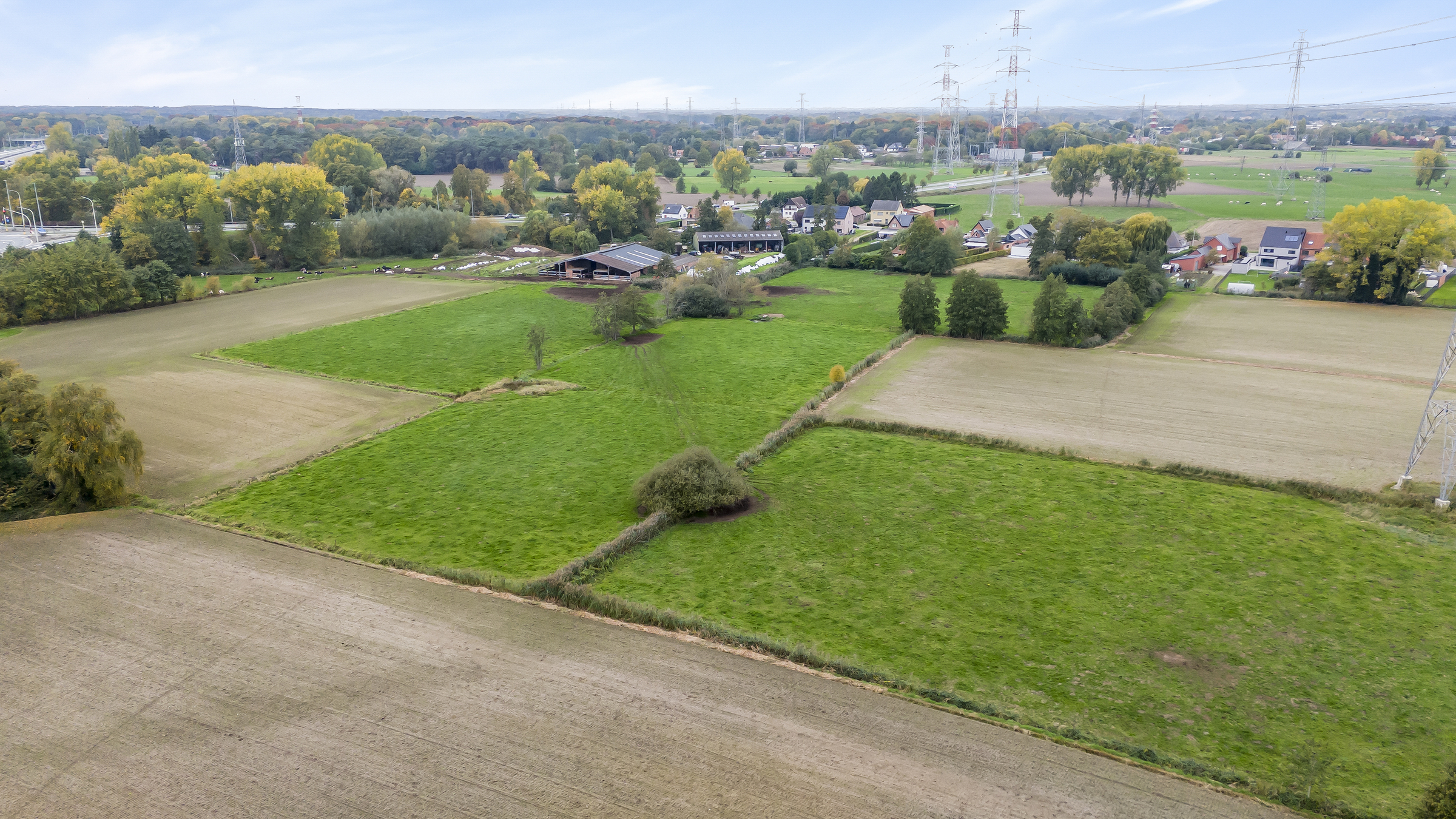 Mooie bouwgrond voor gesloten bebouwing in Sint-Niklaas! - foto 4