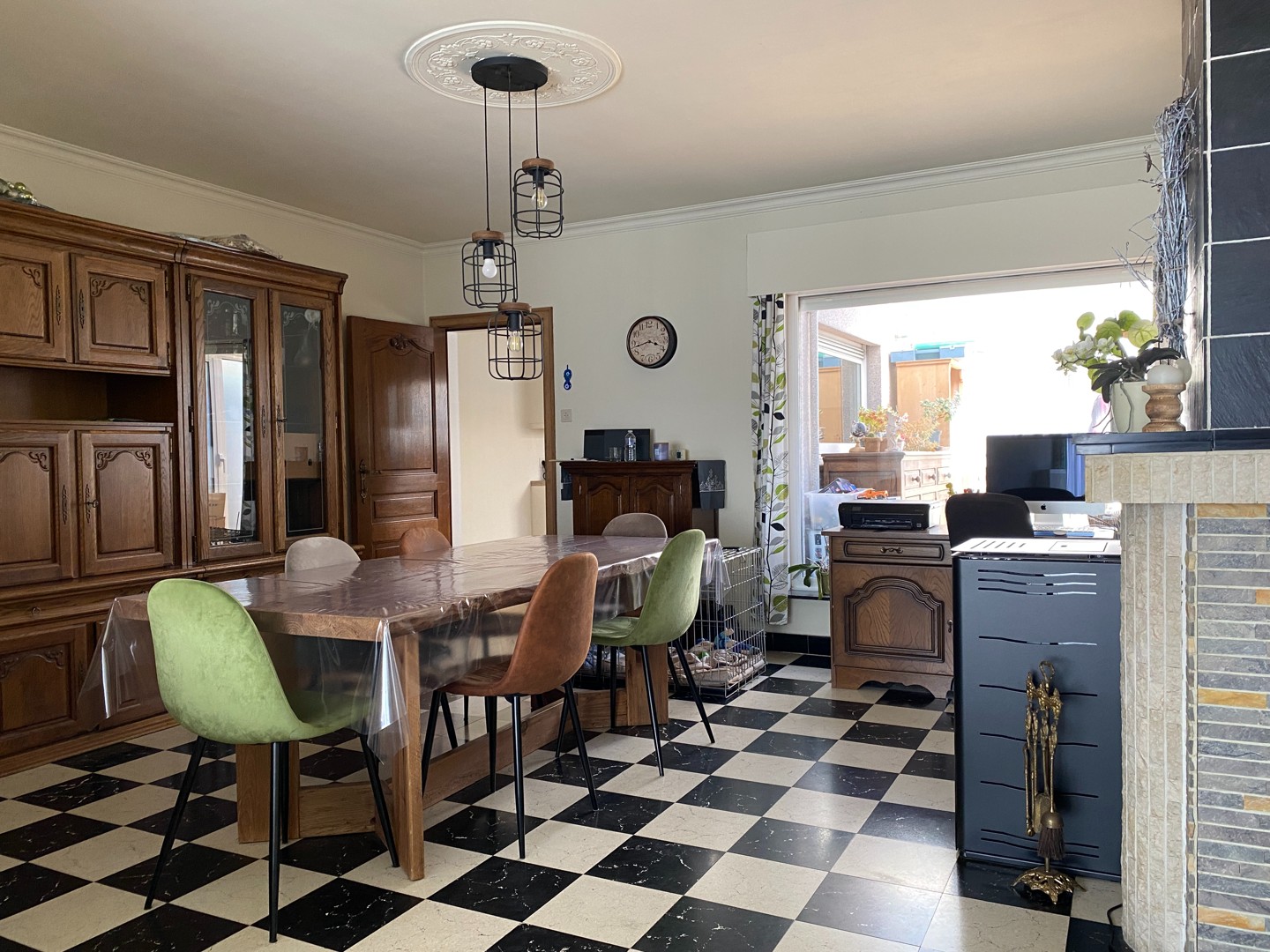 Charmante woning met grote tuin en garage op leuke locatie - foto 3