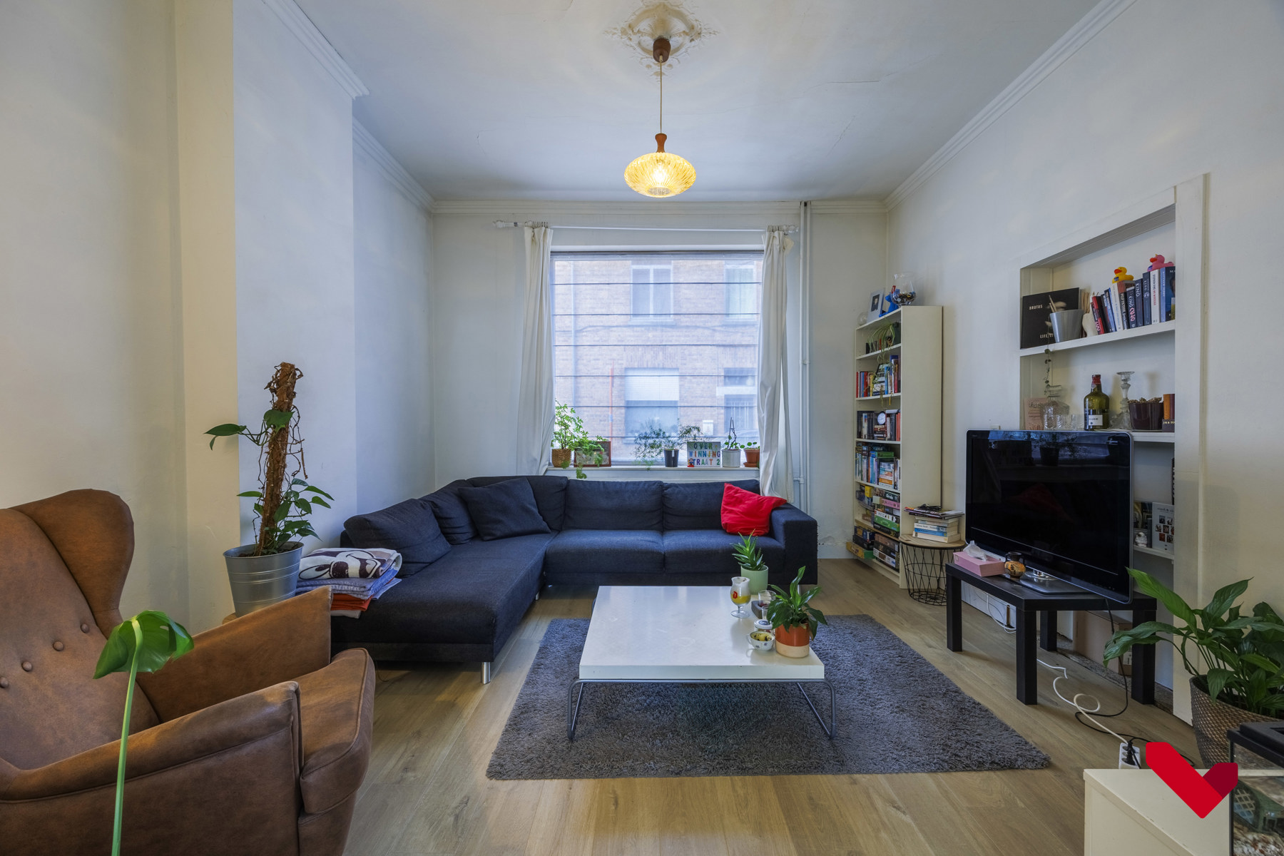 Charmante gezinswoning met 4 slaapkamers op toplocatie! - foto 3