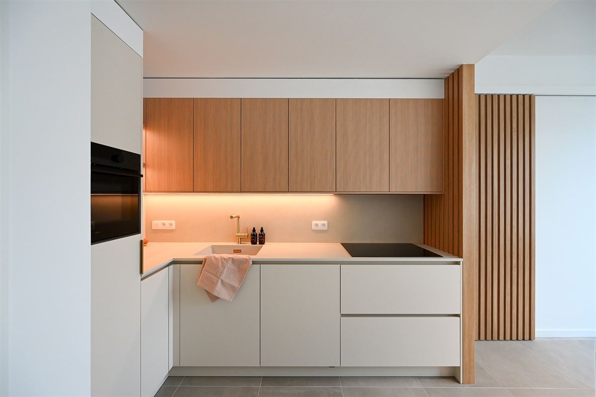 Recent gerenoveerd studio-appartement met aparte slaapkamer - foto 5