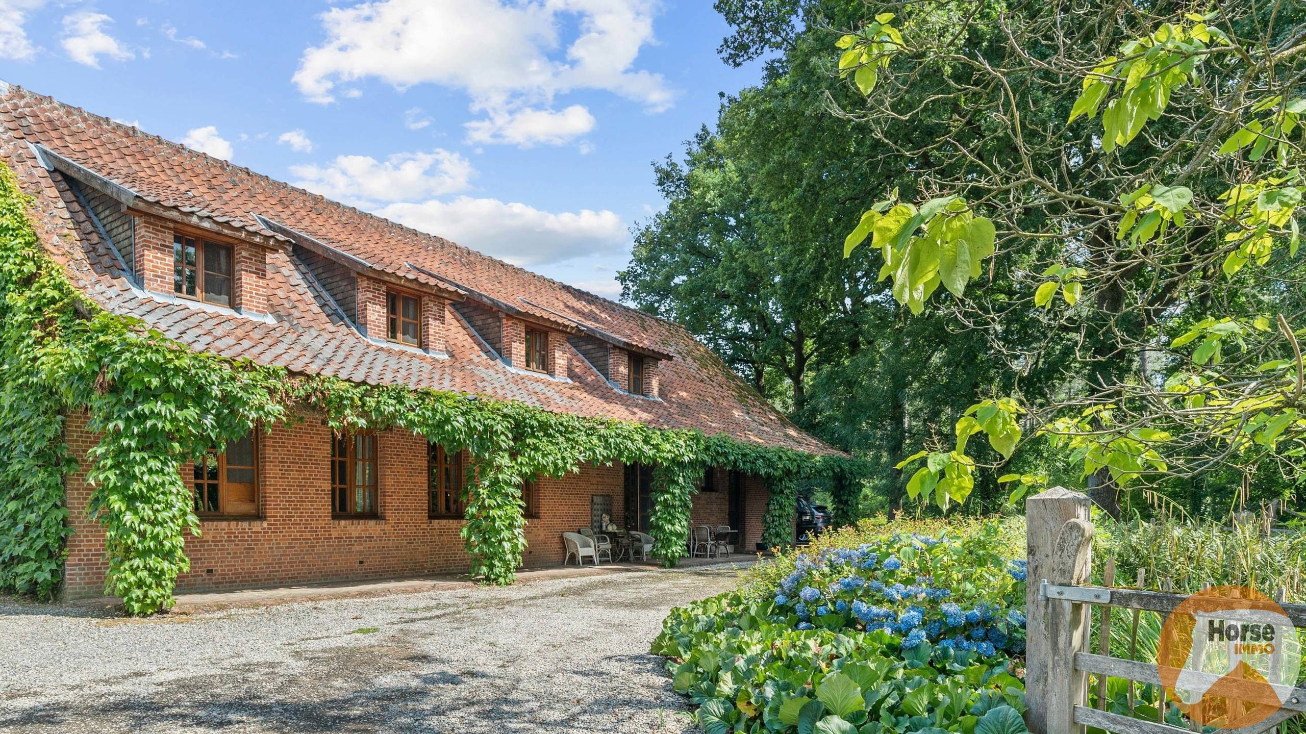 House for sale in Tessenderlo with 4 bedrooms - photo 2