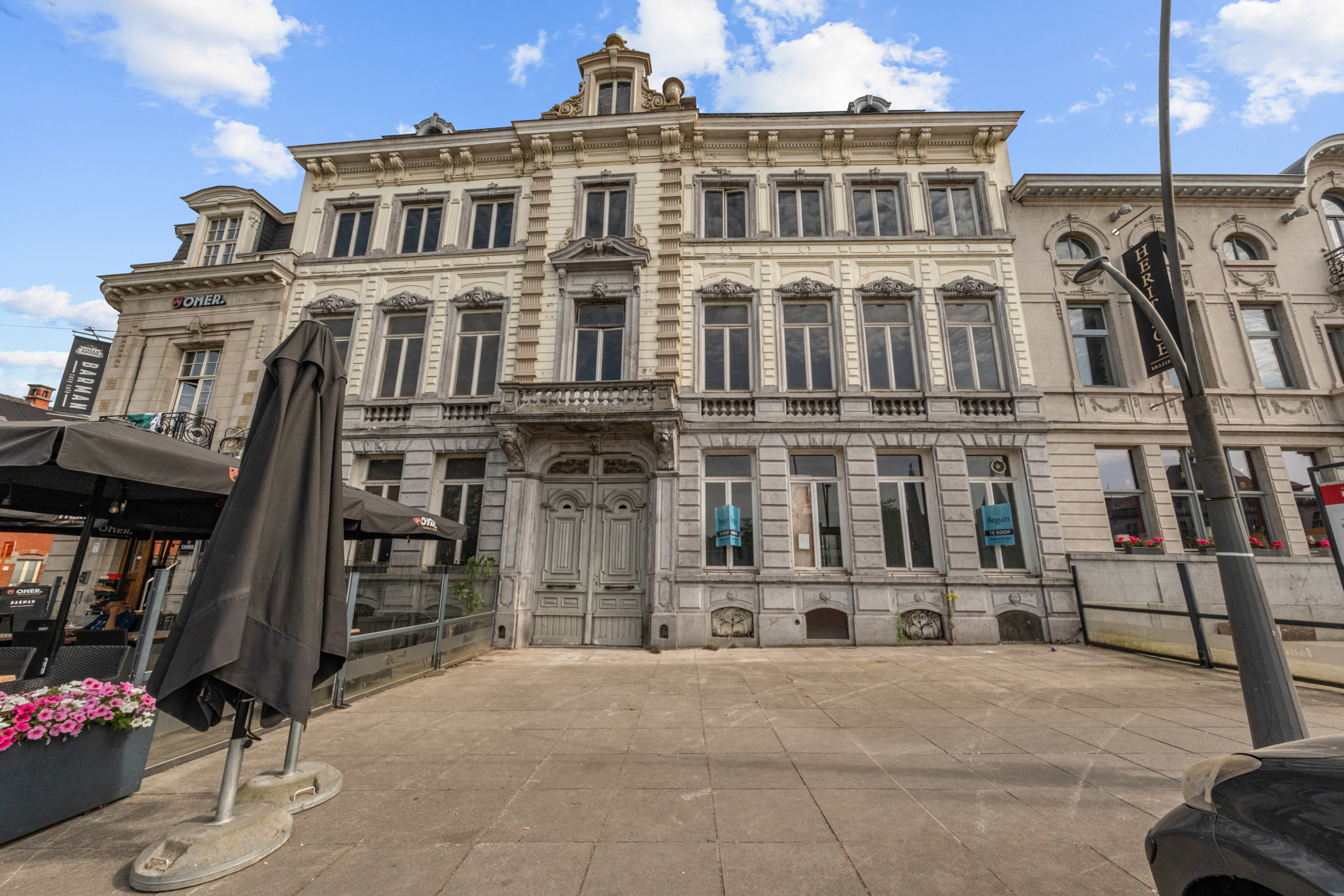 Op de MARKT van RONSE: prachtige HERENWONING met potentieel. - foto 5