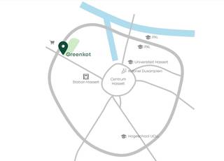 NIEUWBOUWPROJECT: vergund, maar nog te bouwen (door koper). Plannen, renders en lastenboek zijn al voor handen!Welkom in Greenkot, een nieuw project met 16 studentenkamers in Hasselt.Greenkot, de groene blikvanger in Hasselt:Het ontwerp voorziet kamers met eigen sanitair, gedeelde leefkeuken, dakterras met daktuin, overdekte fietsenstalling,... Greenkot geeft studenten alles wat ze nodig hebben.Met winkels, sportvelden en groen in de buurt is de ligging ideaal. Ook het station is vlakbij.Het dynamische ontwerp van dbv architecten met tal van duurzame technieken, zorgt voor een energiezuinig gebouw en maakt Greenkot zo een letterlijk en figuurlijke groene blikvanger in Hasselt.Situering:Greenkot is gelegen aan het kruispunt van de Grote ring met de Kuringersteenweg en heeft een vlotte bereikbaarheid met de fiets, te voet of het openbaar vervoer.Greenkot bevindt zich dichtbij de belangrijkste Limburgse campussen. De binnenstad ligt slechts een boogscheut verwijderd en is ook vlot bereikbaar te voet, met de fiets of met hetopenbaar vervoer.In de directe omgeving bevinden zich:- Hogeschool PXL - Campus Elfde Linie, Campus Vilderstraat, Campus Guffenslaan, Campus Quartier Canal- Universiteit Hasselt- Hogeschool UCLLToekomstbestendig:Zonnepanelen op het dak voor duurzame energie, een warmtepomp voor warmte, koeling en ventilatie, een groendak en regenwaterrecuperatie maken het een toekomst bestendig project.Vergunning voor sloop en heropbouw aanwezig!